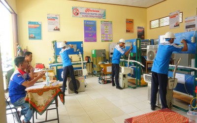 Meningkatkan skill siswa, Jurusan TPTU (Teknik Pendingin & Tata Udara mengadakan Kampung Ilmu!!!!